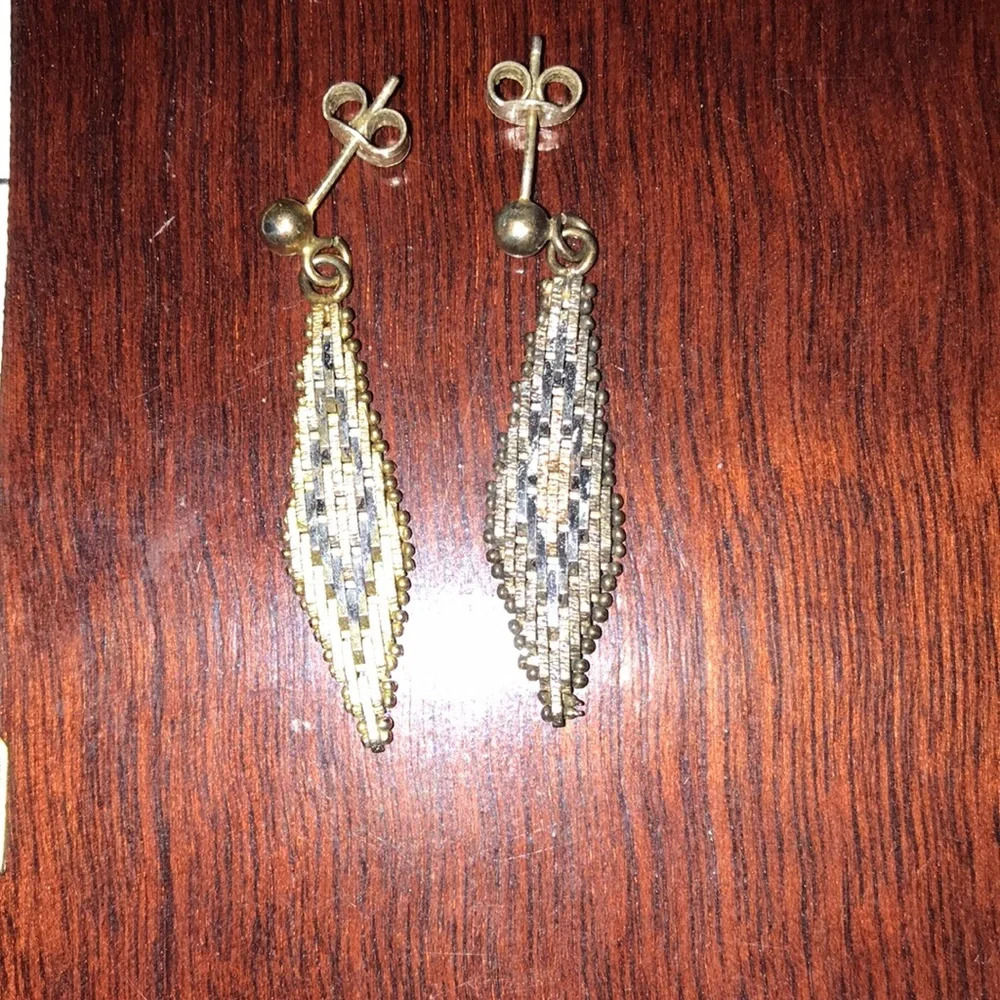Woven Patterned Gold Tone Earrings - Picture 3 of 7